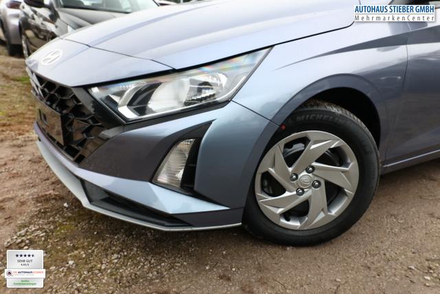 Hyundai i20 Select DCT MY26 Nav Kam PDC Klima Temp CarP 