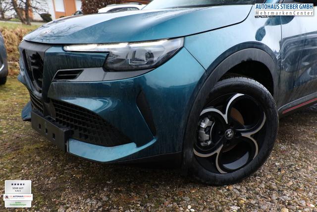 Alfa Romeo Junior Speciale Ibrida Nav LED LM18 elektr.Heckkl ACC SHZ 