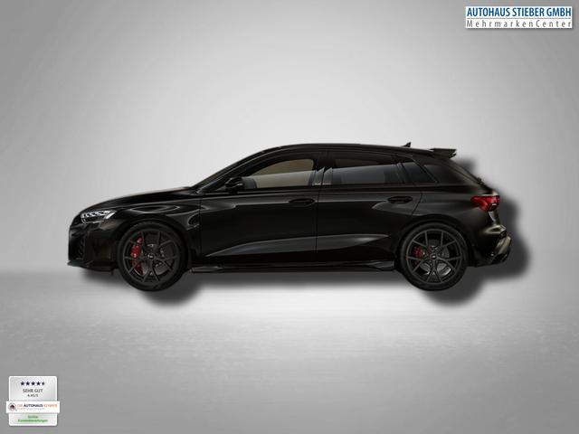 Audi RS3 2.5 294 kW TFSI quattro Allrad 