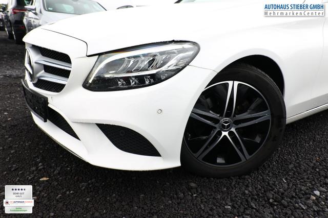 Mercedes-Benz C-Klasse Avantgarde C 200 T Aut LED Nav Kam Distronic SHZ 