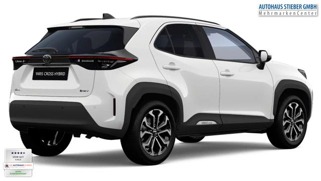 Toyota Yaris Cross SHZ SafetyP LED Keyl 17Z ACCPrivacy 