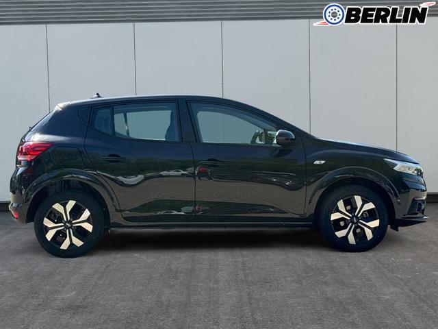 Dacia / Sandero / / / / KAMERA+SHZ+PDC+DAB+KLIMA