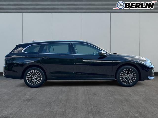 Volkswagen / Passat Variant / Schwarz / / / DSG+AHK+NAVI+MATRIX+MASSAGE+ACC+KAMERA
