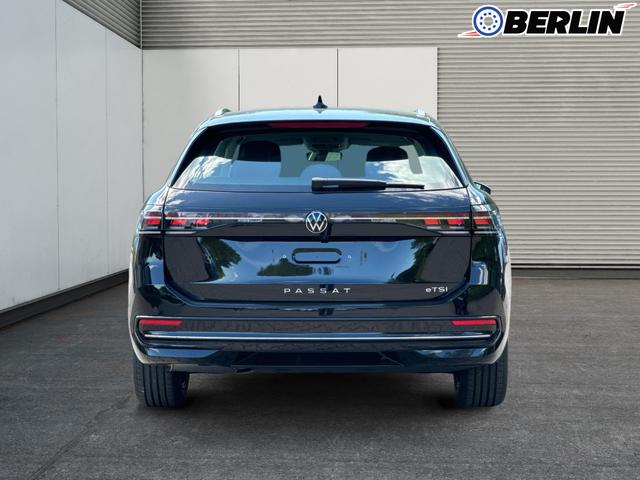Volkswagen / Passat Variant / Schwarz / / / DSG+AHK+NAVI+MATRIX+MASSAGE+ACC+KAMERA