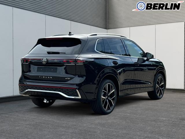 Volkswagen / Tiguan / Schwarz / / / DSG+HARMAN+20 ALU+MATRIX+MASSAGE+ACC+KAMERA