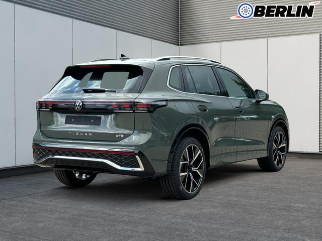 Volkswagen / Tiguan / Grün / / / DSG+AHK+HUD+NAVI+MATRIX+EL. HECK.+20 ALU