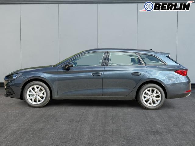 Seat / Leon Sportstourer / Grau / / / 1,5 eTSI DSG+ACC+LED+SHZ+CAM+Licht u. Sicht