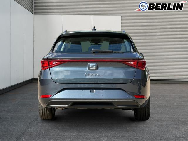 Seat / Leon Sportstourer / Grau / / / 1,5 eTSI DSG+ACC+LED+SHZ+CAM+Licht u. Sicht