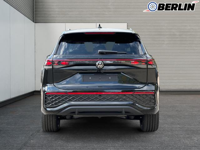 Volkswagen / Tayron / Schwarz / / / PANORMA+LED+AHK+EL. HECKKL.+PDC+20'' LM
