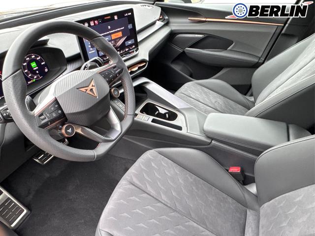 Cupra / Terramar / Schwarz / / / 4Drive PANO+NAVI+SENNHEISER+MATRIX+MEMORY+HUD+KAM+ACC+EL.HECKKL.