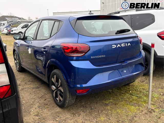 Dacia / Sandero / / / / KAMERA+SHZ + PDC+ DAB+ KLIMA