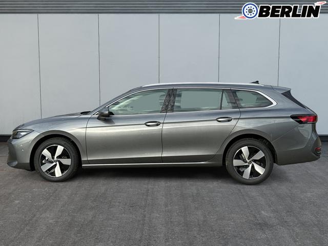 Volkswagen / Passat Variant / Grau / / / DSG+AHK+MASSAGE+NAVI+ACC+KAMERA+LED+17 ALU