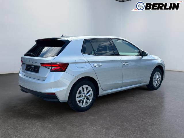 Skoda Fabia Drive Plus 1.0 TSI DSG 2ZKlim Kam ACC 2xPDC LED SmLi SHZ Spha 