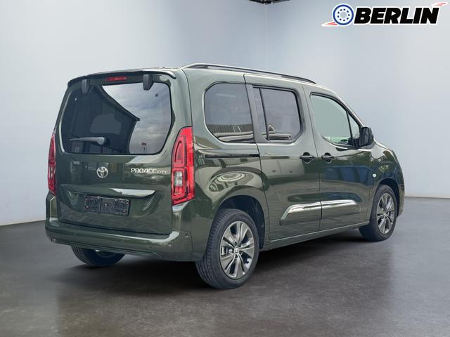Toyota Proase Citty Lounge VIP Pano aussen bilder