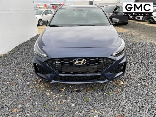 Hyundai / i30 / Weiß / / / 