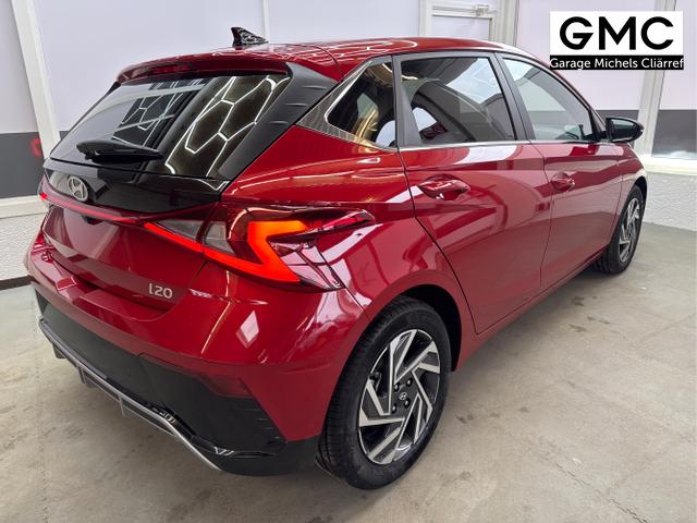 Hyundai / i20 / Rot / / / DCT ACC SHZ NAVI RFK 