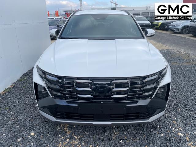 Hyundai / TUCSON FACELIFT / Weiß / / / 
