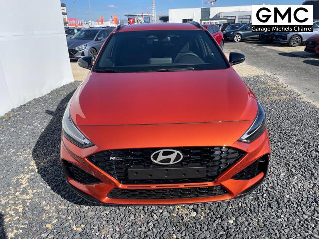 Hyundai / i30 / Weiß / / / 