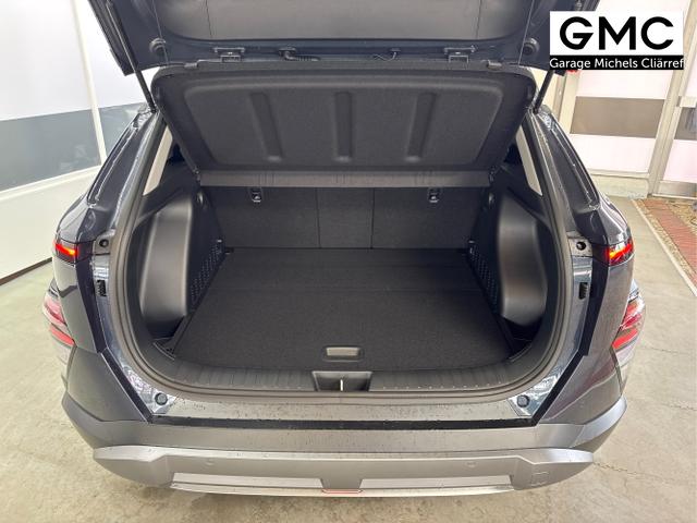 Hyundai / KONA / Blau / / / DCT ACC SHZ NAVI 18ALU 