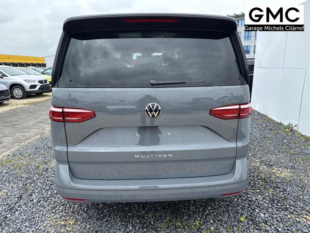 Volkswagen / Multivan / Weiß / / / 