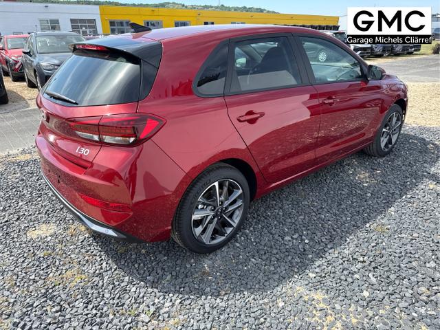 Hyundai / i30 / Weiß / / / 