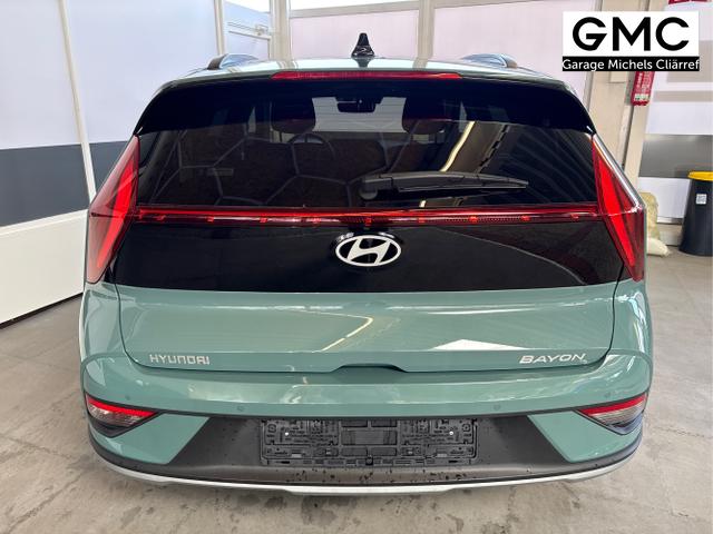 Hyundai / BAYON / Grün / / / NAVI SHZ RFK PDC KLIMAAUTOMATIK
