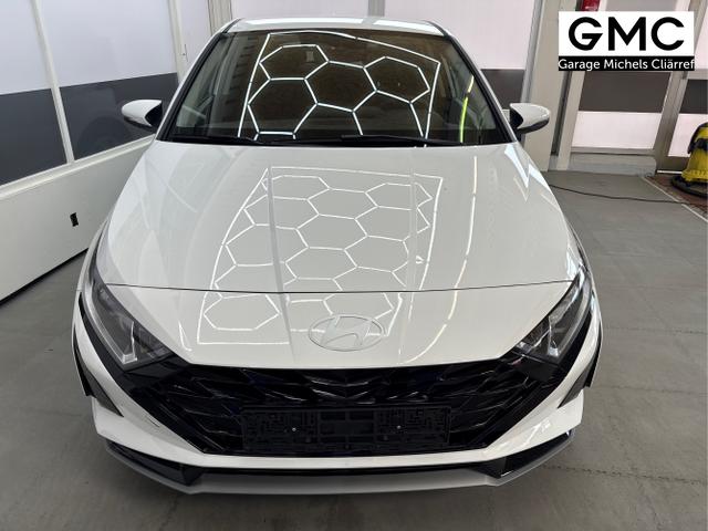 Hyundai / i20 / Weiß / / / DCT WP KLIMAAUTOMATIK NAVI RFK TEMPOMAT