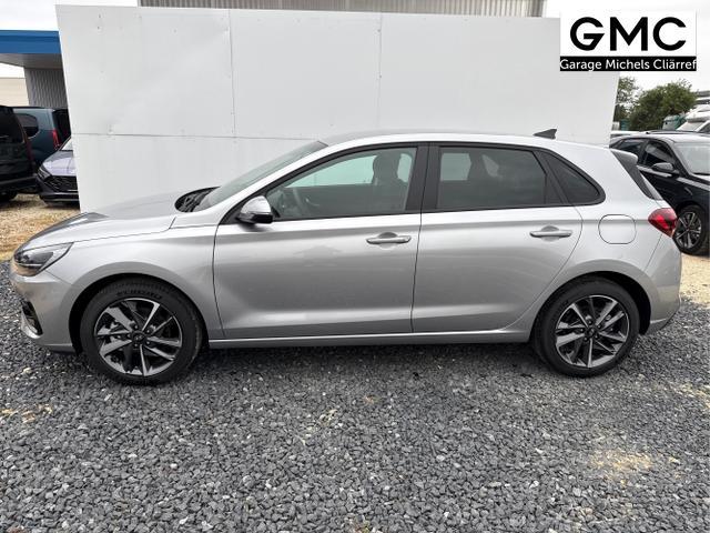 Hyundai / i30 / Silber / / / EDITION SHZ NAVI ALU LED RFK PDC