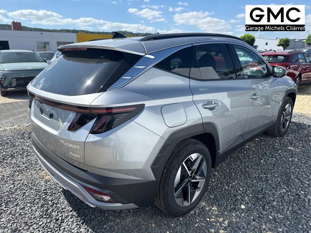 Hyundai / TUCSON / Silber / / / PANO SHZ v+h 18 ALU