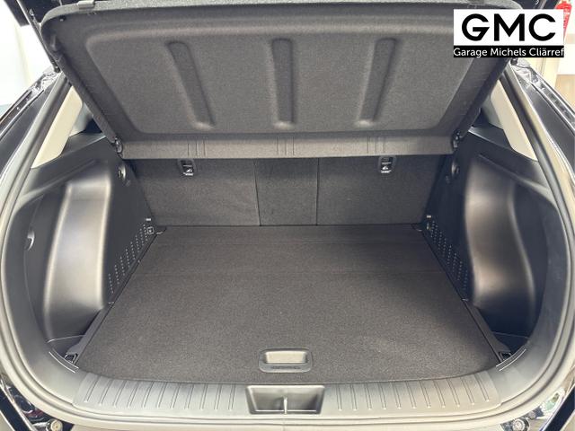 Hyundai / KONA / Schwarz / / / NAVI KLIMAAUTOMATIK PDC v+h RFK