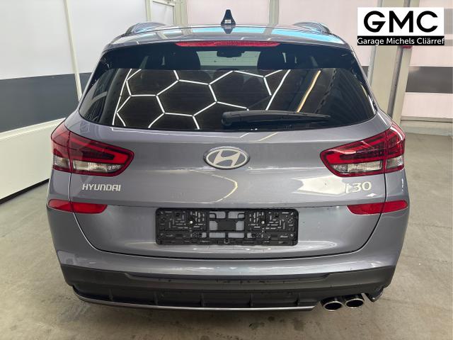 Hyundai / i30 / Blau / / / DCT ACC NAVI RFK WP 