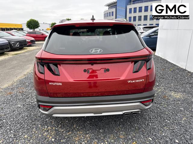 Hyundai / TUCSON / Rot / / / DCT ACC SHZ NAVI PDC RFK