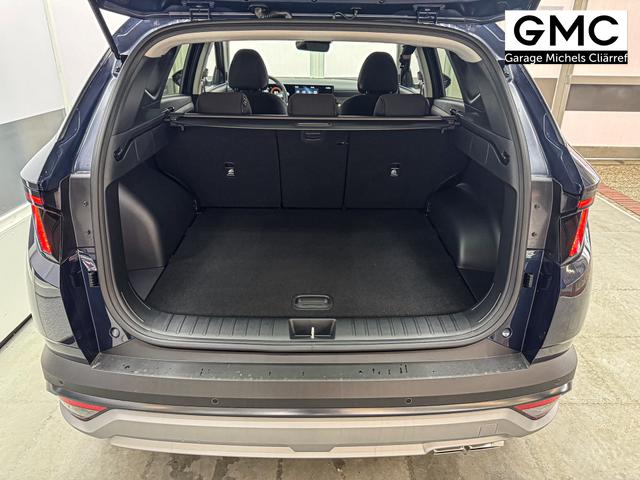 Hyundai TUCSON STYLE DCT ACC SHZ NAVI PDC RFK 