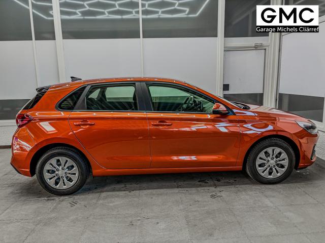 Hyundai i30 STYLE NAVI LED RFK PDC 