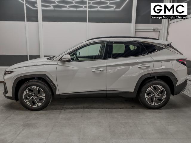 Hyundai TUCSON STYLE KLIMAAUTOMATIK TOTWINKEL NAVI SHZ RFK PDC 