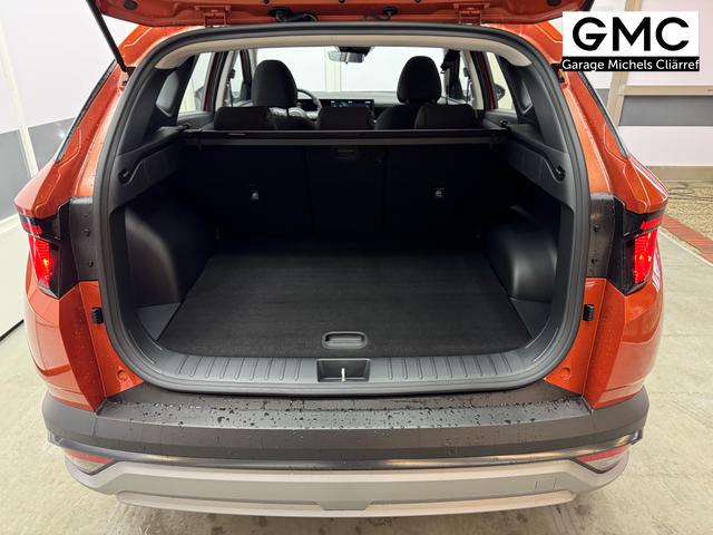 Hyundai TUCSON TREND SHZ NAVI PDC RFK 