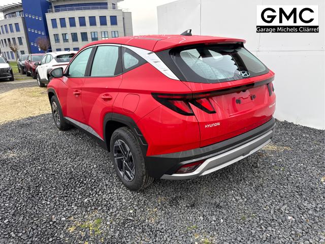 Hyundai / TUCSON / Rot / / / SHZ NAVI PDC RFK