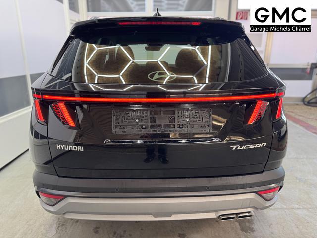 Hyundai TUCSON STYLE AUT ACC 18ALU KLIMAAUTOMATIK TOTWINKEL NAVI SHZ RFK PDC 