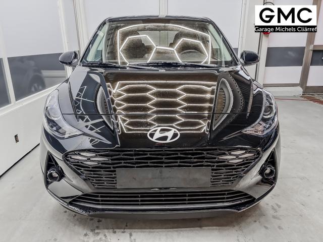 Hyundai i10 PREMIUM AUT SHZ KLIMAAUTOMATIK AMBIENTE ALU RFK PDC NAVI 