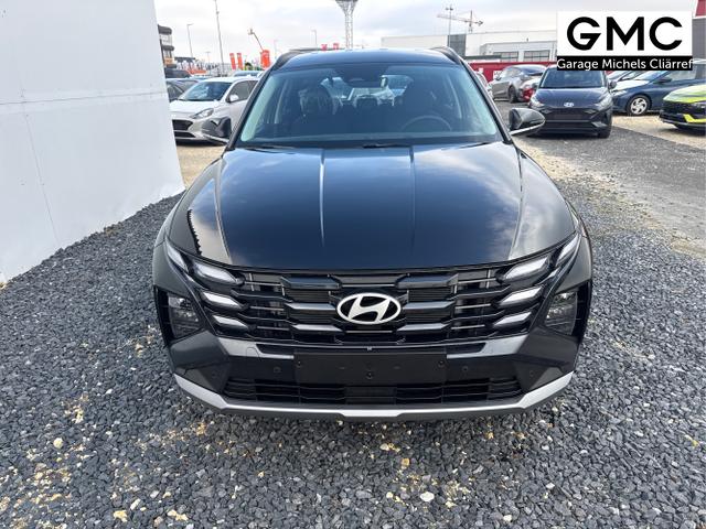 Hyundai / TUCSON / Schwarz / / / KLIMAAUTOMATIK TOTWINKEL NAVI SHZ RFK PDC