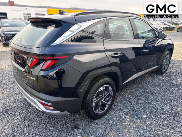 Hyundai / TUCSON / Schwarz / / / KLIMAAUTOMATIK TOTWINKEL NAVI SHZ RFK PDC