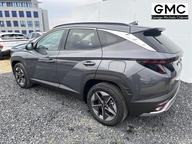 Hyundai / TUCSON / Grau / / / 18 ALU KLIMAAUTOMATIK TOTWINKEL NAVI SHZ RFK PDC