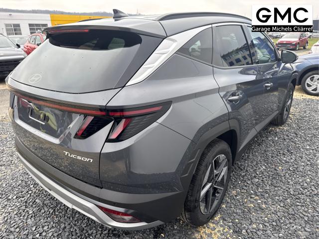 Hyundai / TUCSON / Grau / / / 18 ALU KLIMAAUTOMATIK TOTWINKEL NAVI SHZ RFK PDC