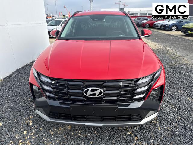 Hyundai / TUCSON / Rot / / / KLIMAAUTOMATIK TOTWINKEL NAVI SHZ RFK PDC