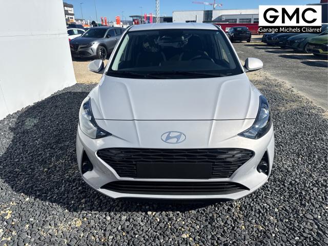 Hyundai / i10 / Grau / / / AUT KLIMAAUTOMATIK NAVI SHZ RFK TEMPOMAT 