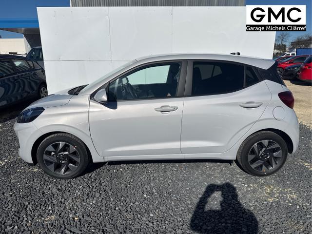 Hyundai / i10 / Grau / / / AUT KLIMAAUTOMATIK NAVI SHZ RFK TEMPOMAT 