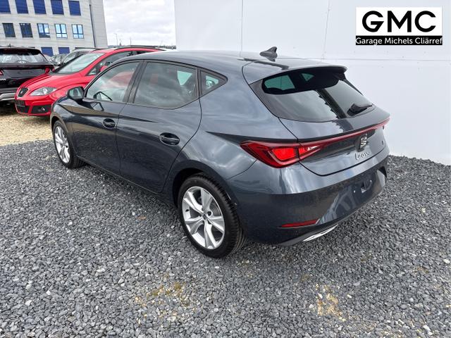 Seat / Leon / Grau / / / MATRIX NAVI AHK KESSY RFK SHZ PDC