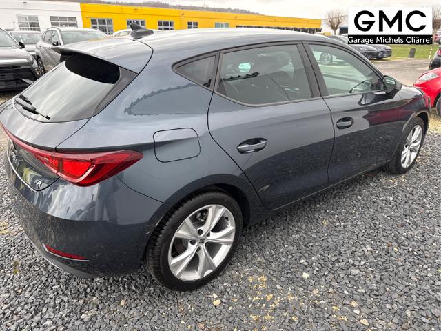 Seat / Leon / Grau / / / MATRIX NAVI AHK KESSY RFK SHZ PDC