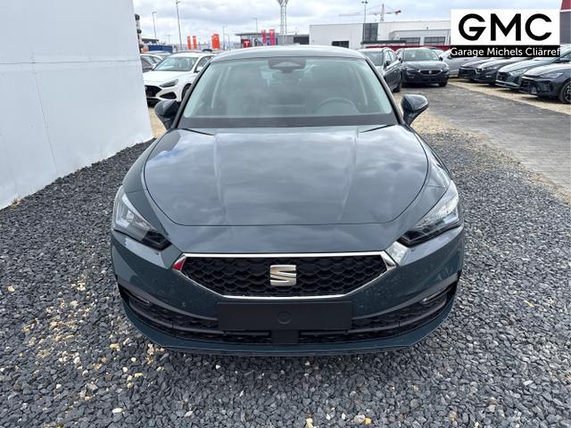 Seat / Leon / Blau / / / AHK ACC RFK PDC 