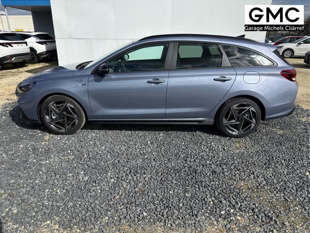 Hyundai / i30 / Grau / / / 